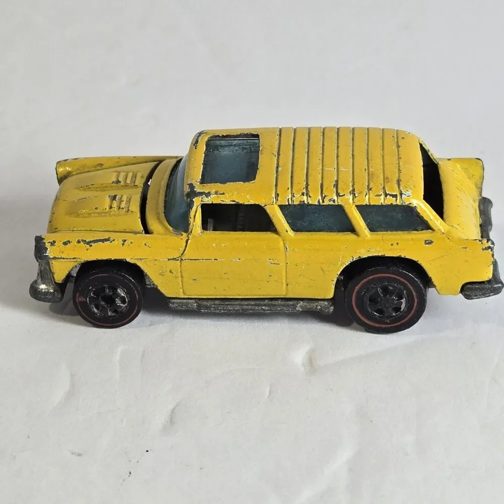VINTAGE 1969 Hot Wheels Alive '55 Yellow Redline Diecast Car  Hong Kong